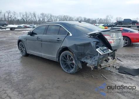 2015 Ford Taurus Sho z USA, uszkodzony, nr VIN 1FAHP2KT0FG196111